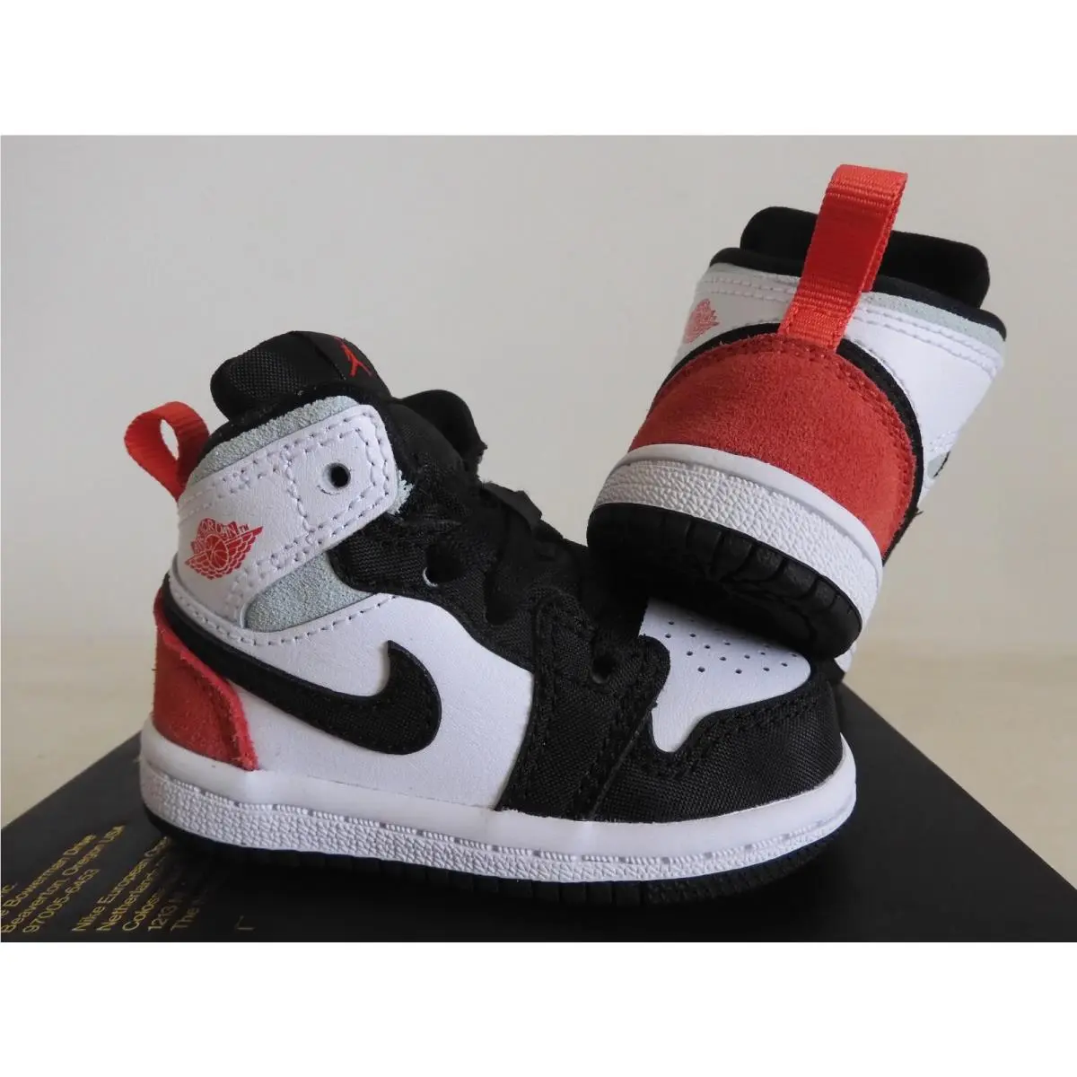Nike shoes - Air Jordan 1 Mid - Air Mid - White (UPC: 194277270201) 0