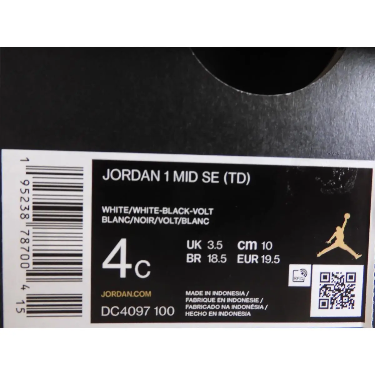 Nike shoes - Air Jordan 1 Mid - Air Mid - White (UPC: 195238787004) 3