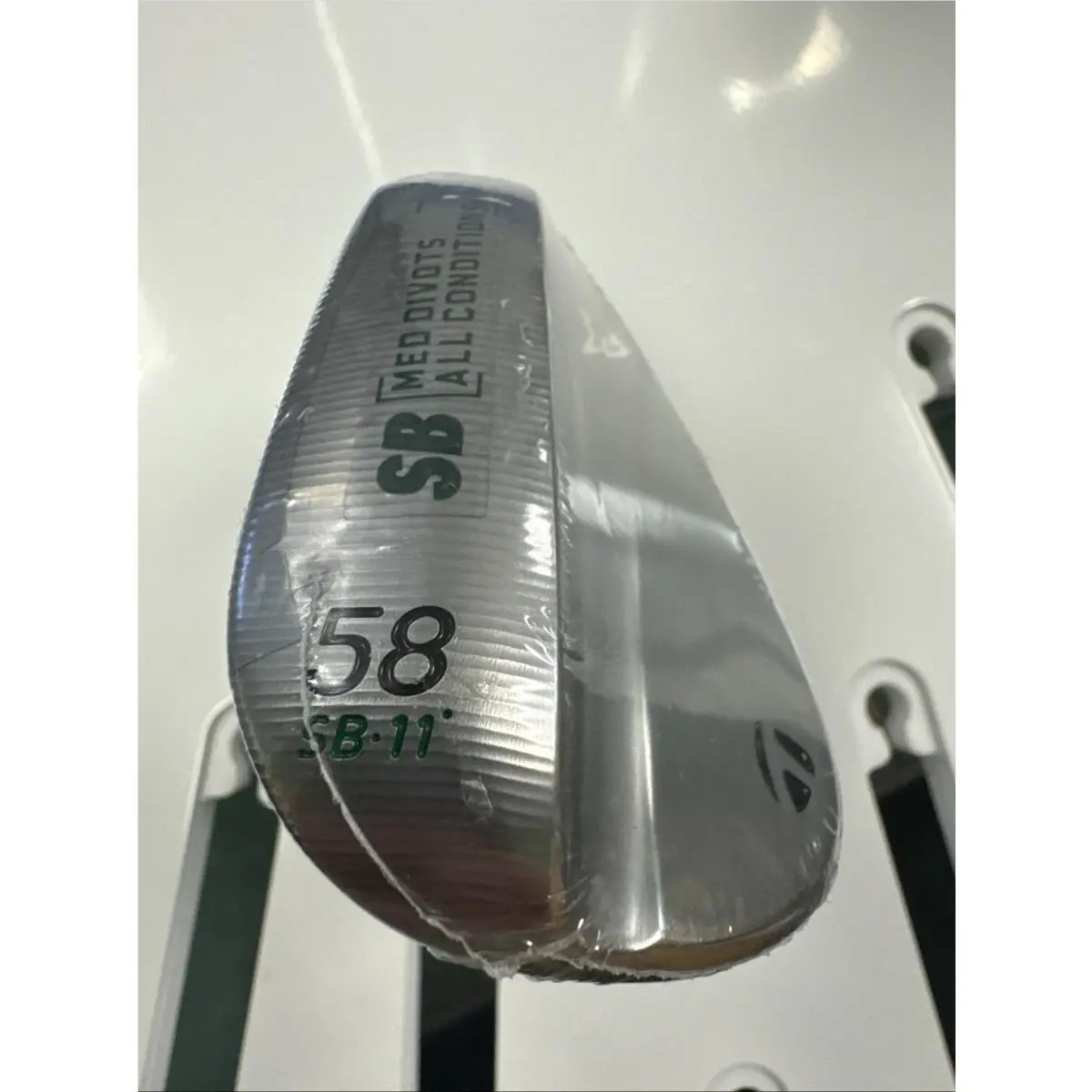 TaylorMade  - True Temper Dynamic Gold 115 Tour Issue - Gold (UPC: 499010265101) 0
