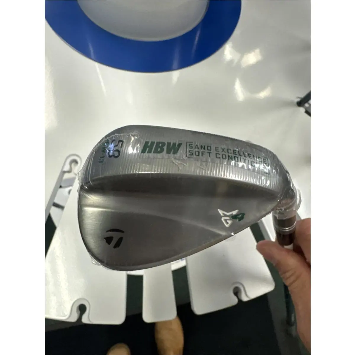 TaylorMade  - True Temper Dynamic Gold 115 Tour Issue - Gold (UPC: 499010265101) 3