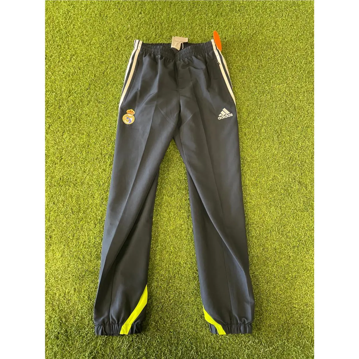 Adidas clothing - Gray 4