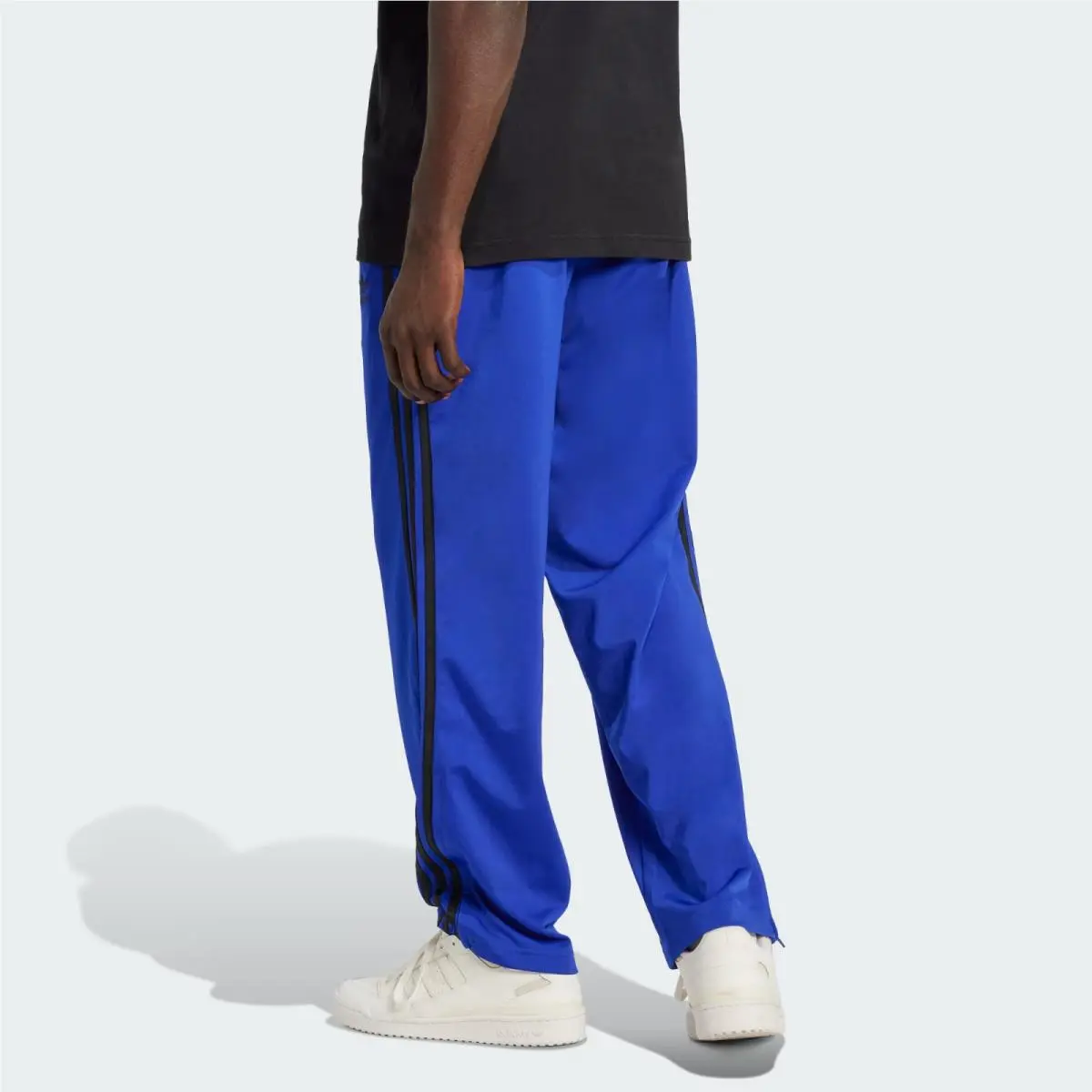 Adidas clothing - adidas Adicolor - Adicolor - JY1352 - Lucid Blue / Black 2