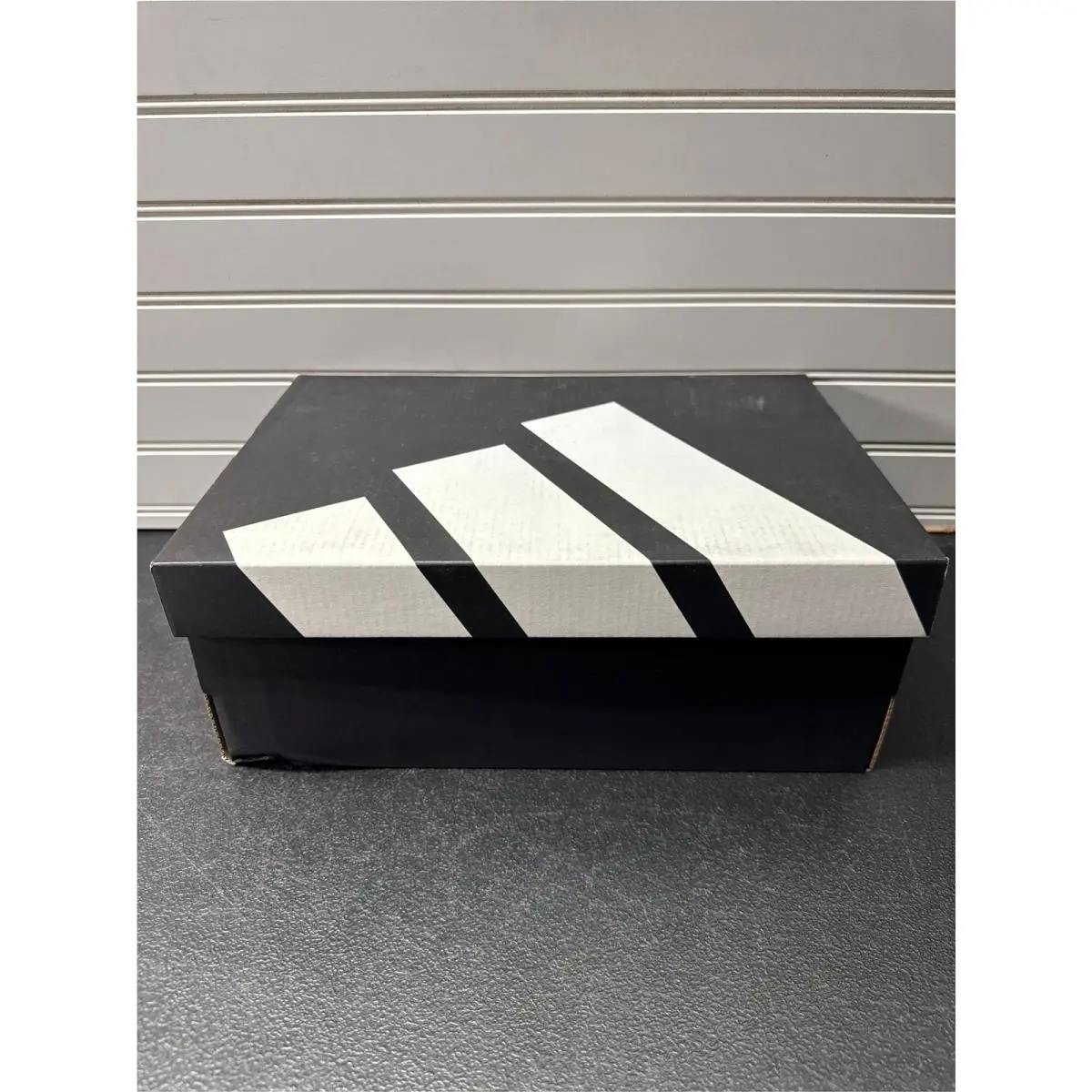 Adidas shoes - IG9906 - IG9906 - Black/Silver (UPC: 196472255533) 3
