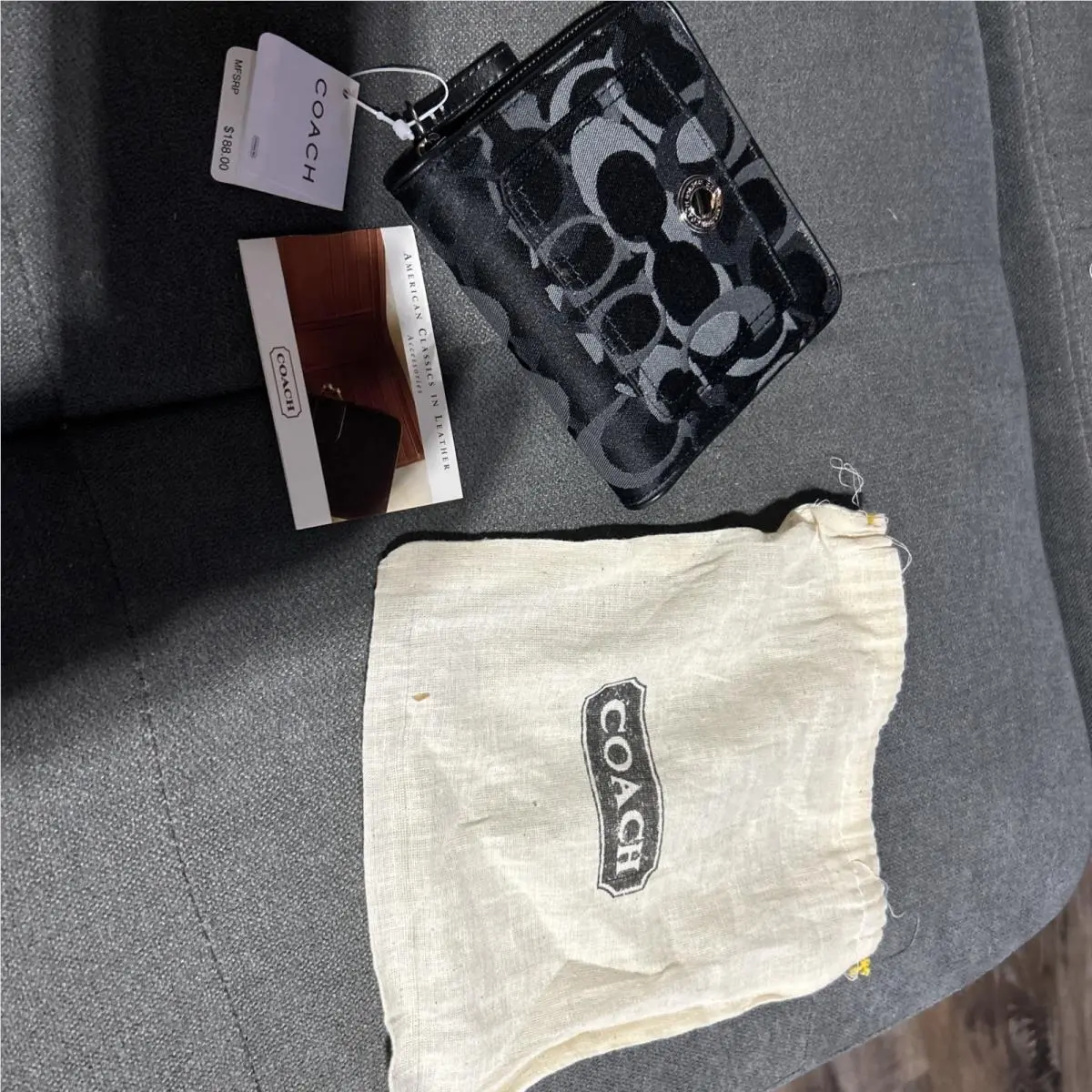 Coach Signature C Canvas Wallet Black 188.00 Rare