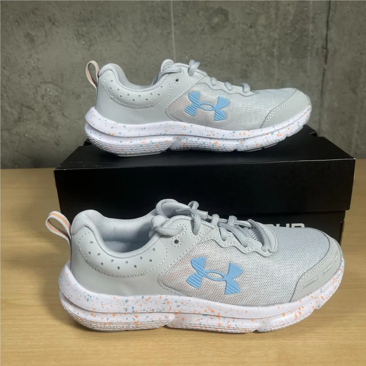 Under Armour shoes - Under Armour Charged Assert 10 - Gray 5