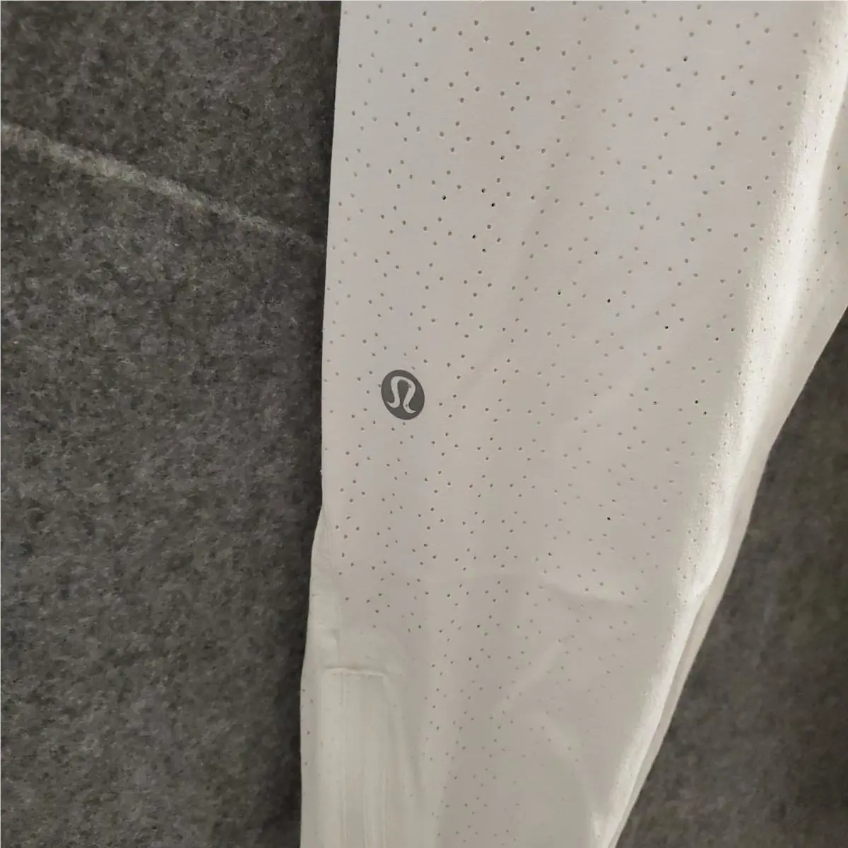 Lululemon clothing - White 4