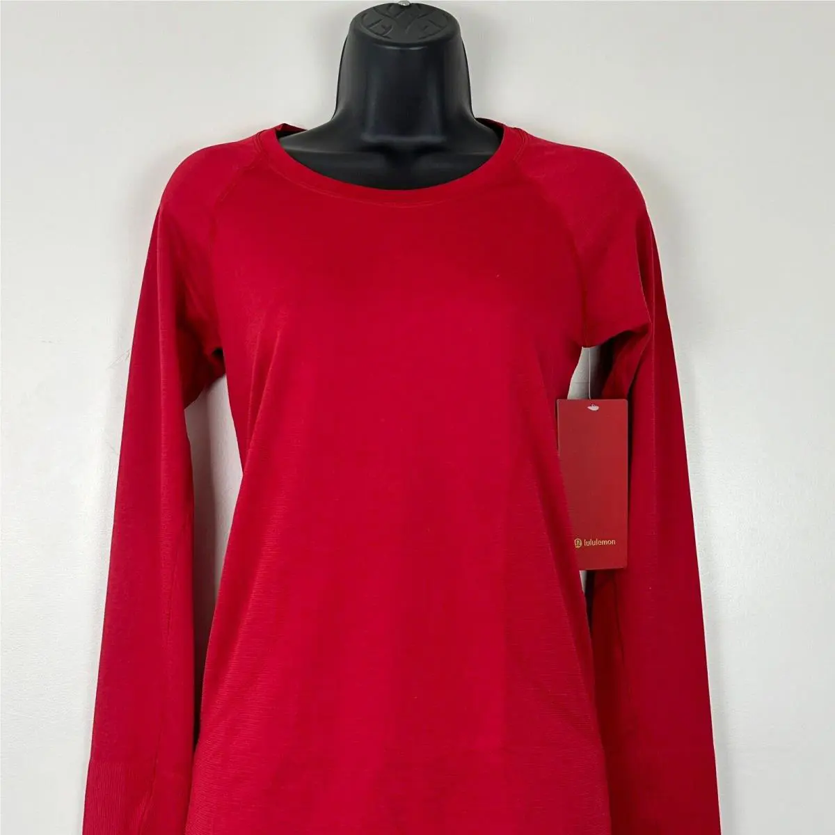 Lululemon clothing - Lululemon Swiftly - Swiftly - Red 0
