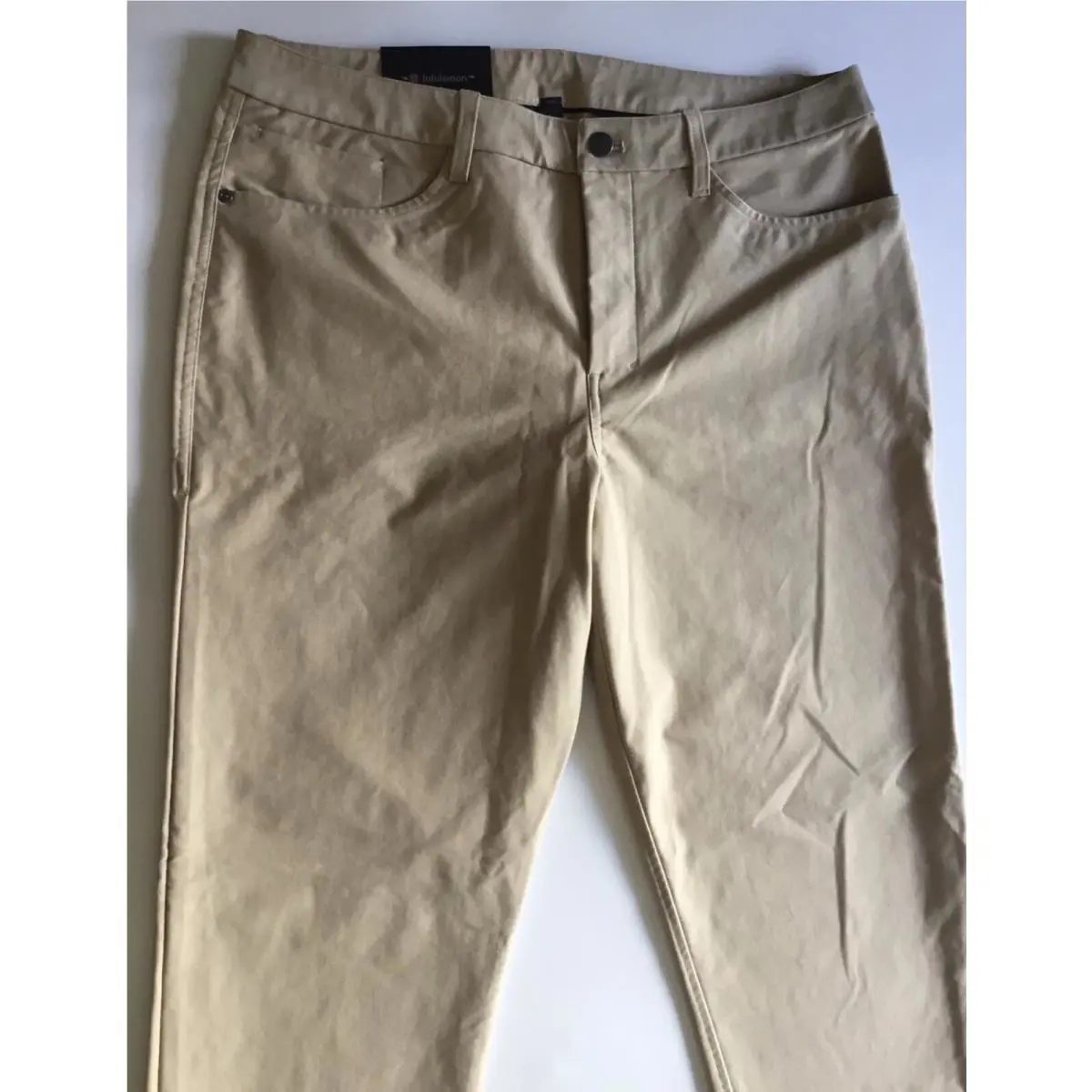 Lululemon clothing - Lululemon ABC - ABC - Beige 1