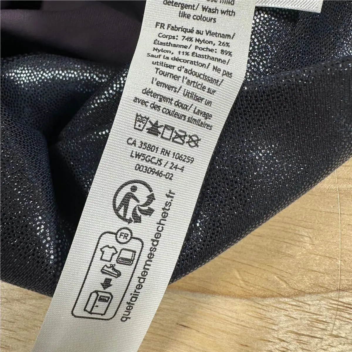 Lululemon clothing - Black 5
