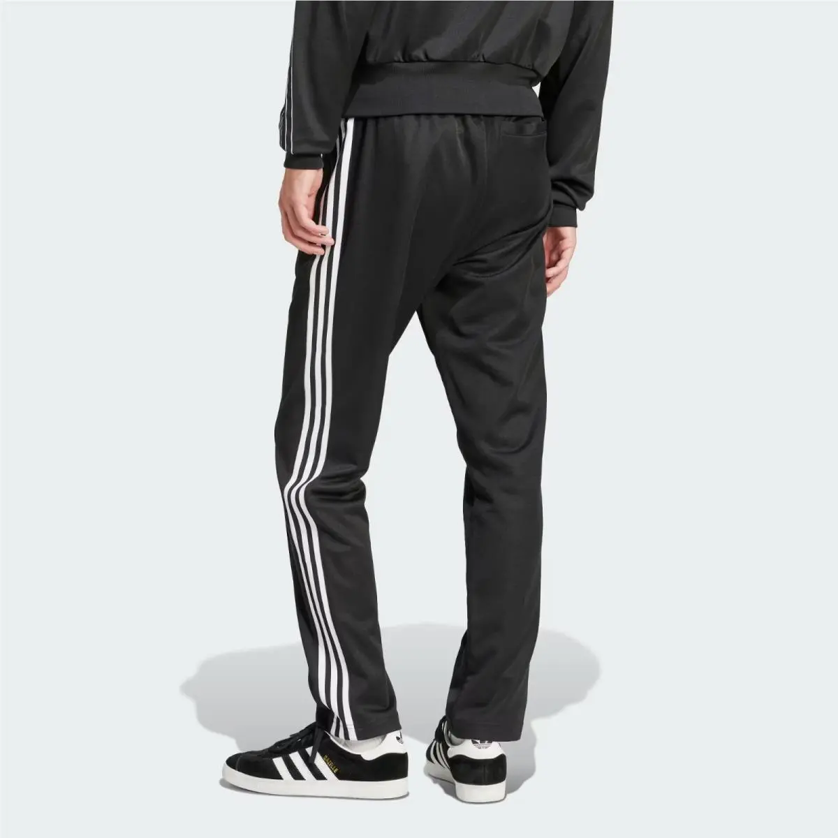 Adidas clothing - adidas Originals - Originals - II5764 - Black / White 3