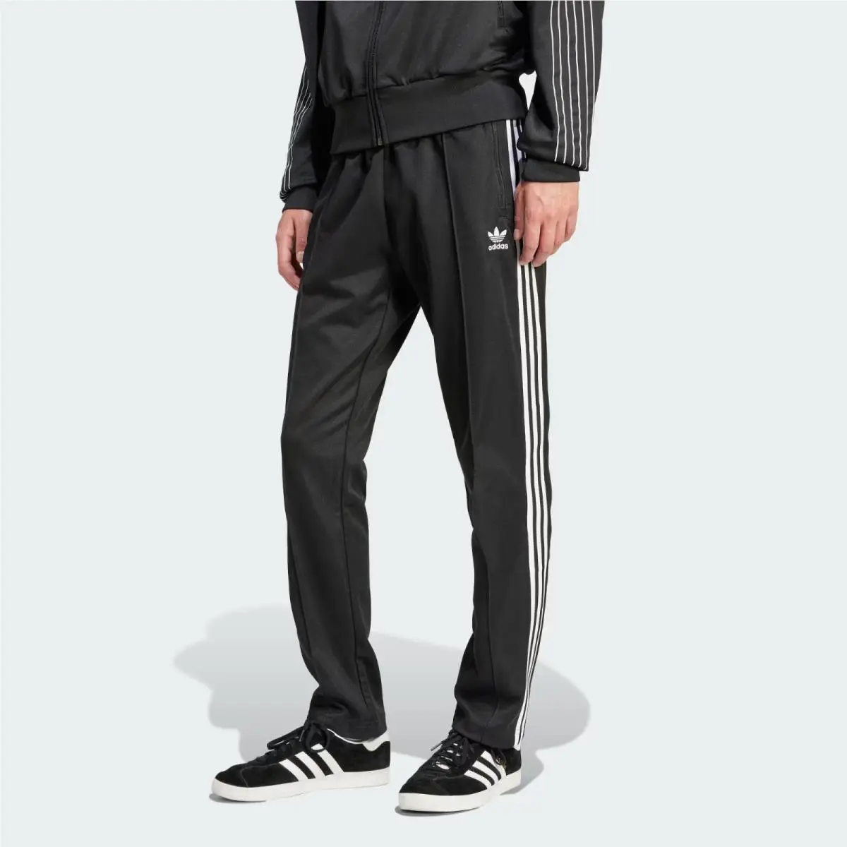 Adidas clothing - adidas Originals - Originals - II5764 - Black / White 5