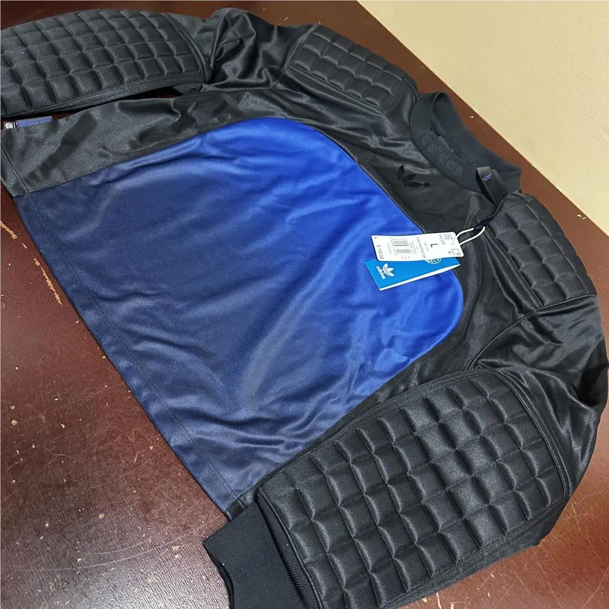 Adidas clothing - Blue 4