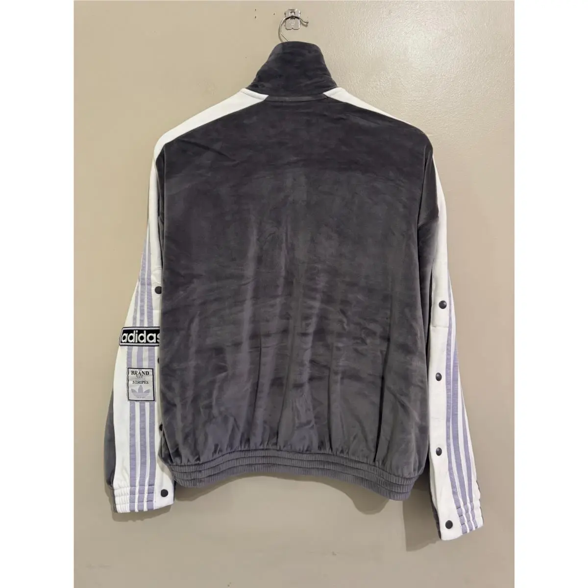 Adidas clothing - Gray 4