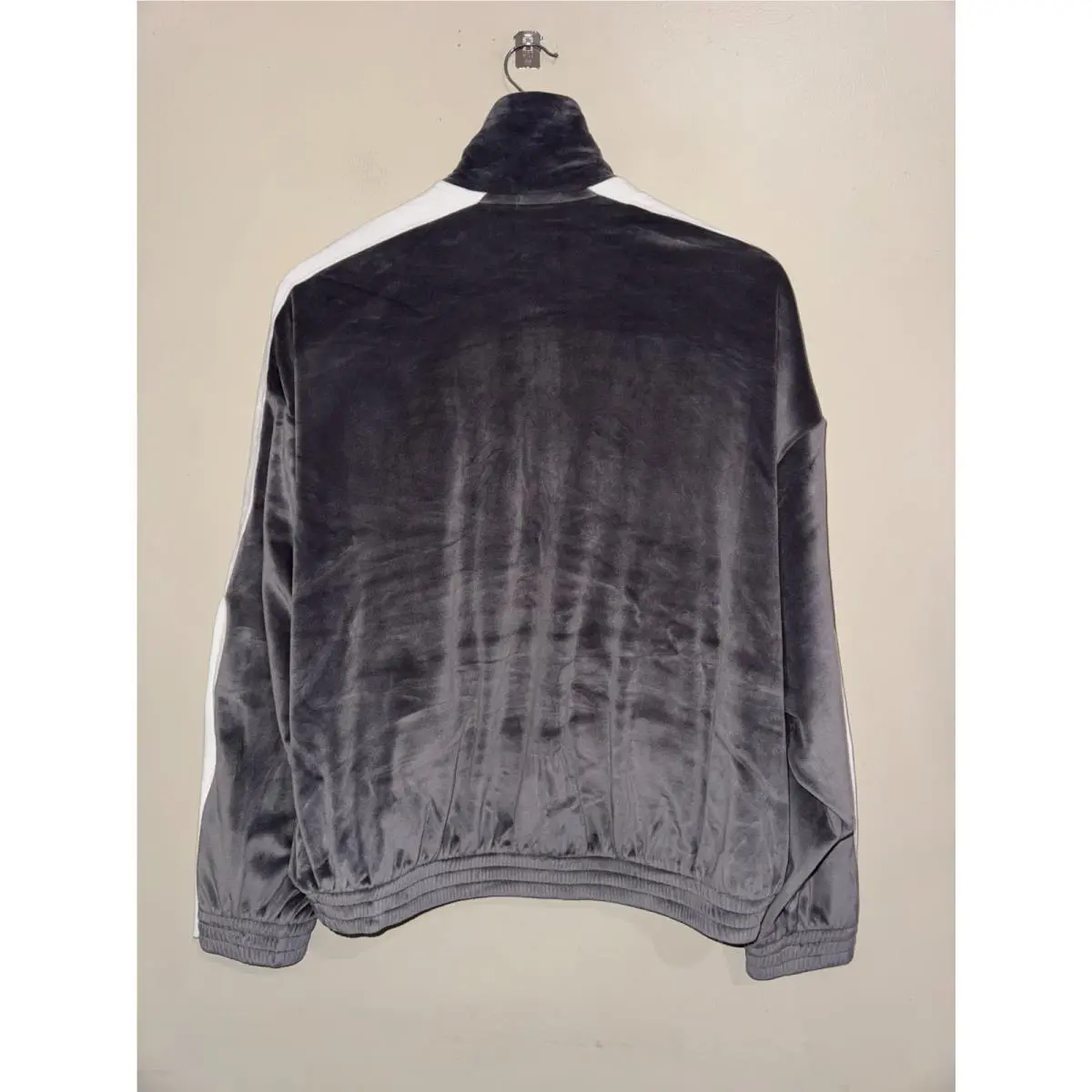 Adidas clothing - Gray 5