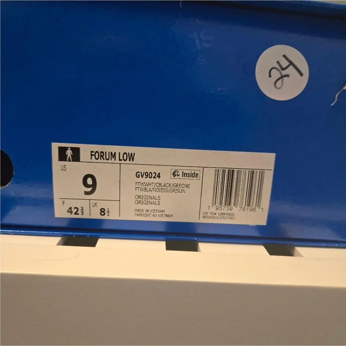Adidas shoes - Black 0