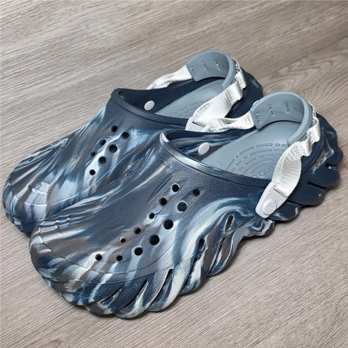 Crocs Echo Marbled Clog Slip On Dual Comfort Slide Sandal M8 W10 Black Sand Mult