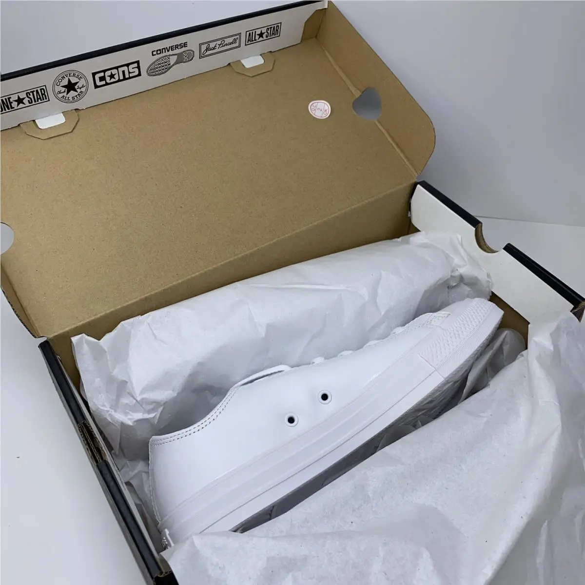 Converse shoes - Converse Chuck Taylor All Star Leather Low - 136823C - White 11