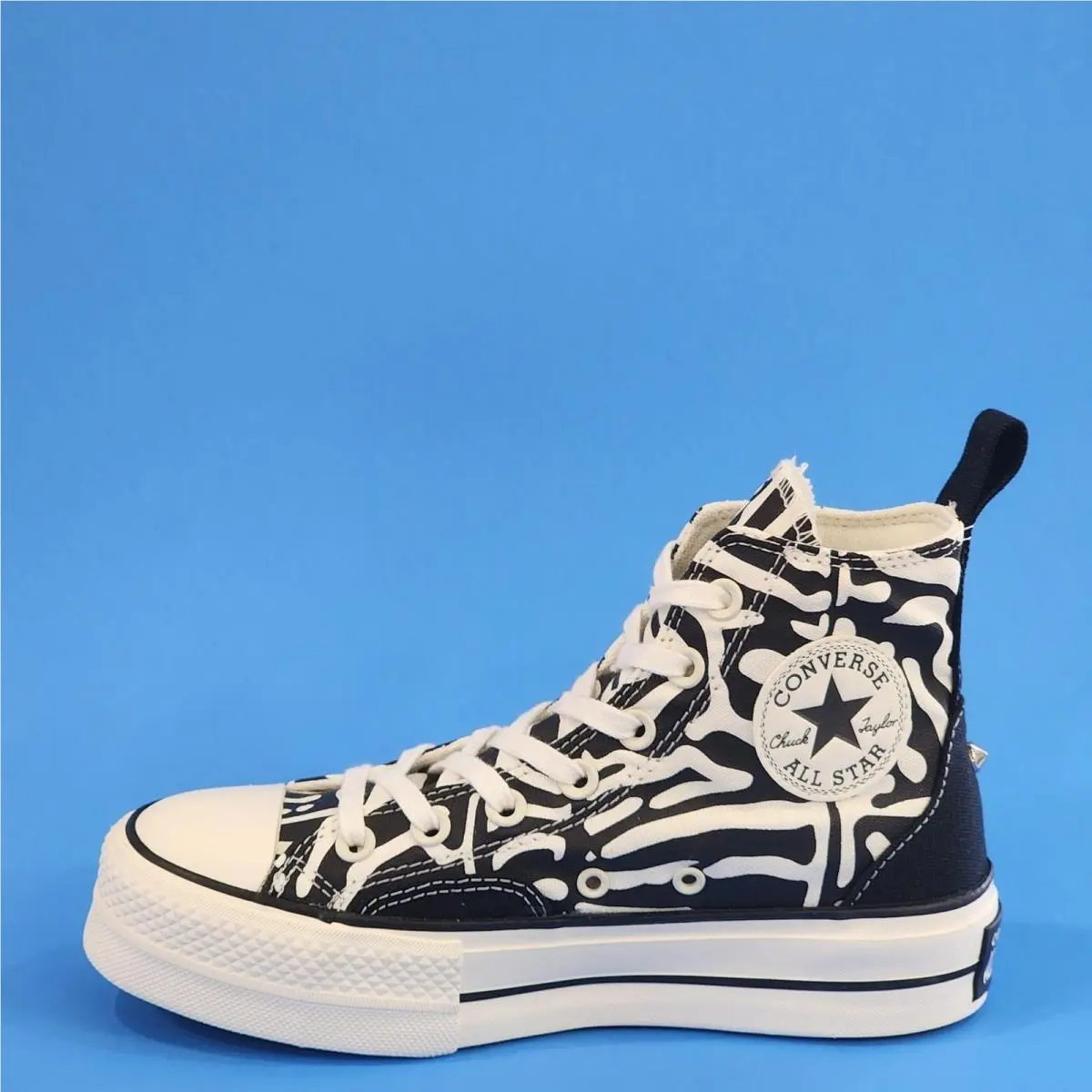 Converse shoes - Converse CTAS Hi - CTAS - A03713C - Multicolor 11