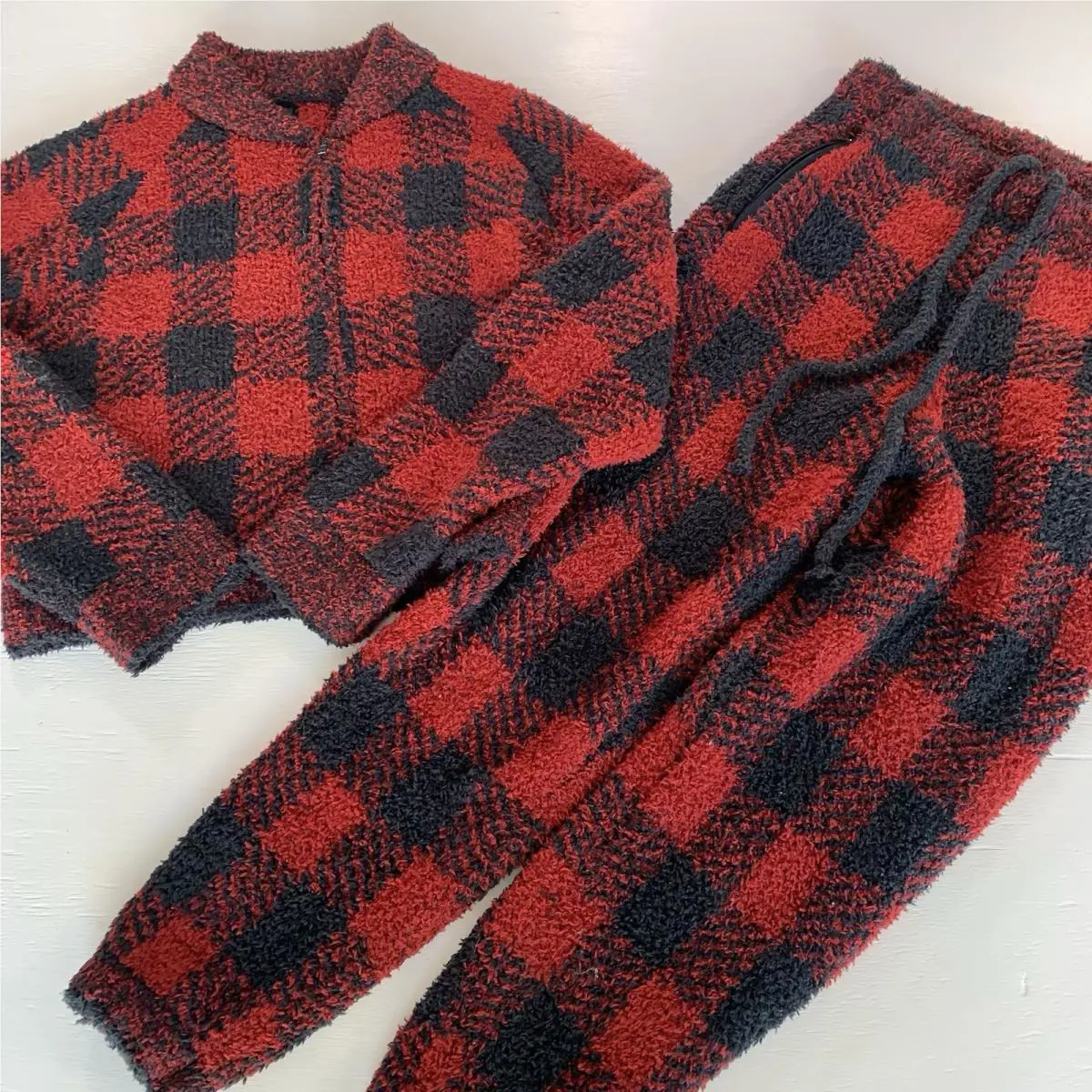 Unisex Cozy Knit Jacket and Jogger Set in Brick Buffalo Check Sz S/m by Skims