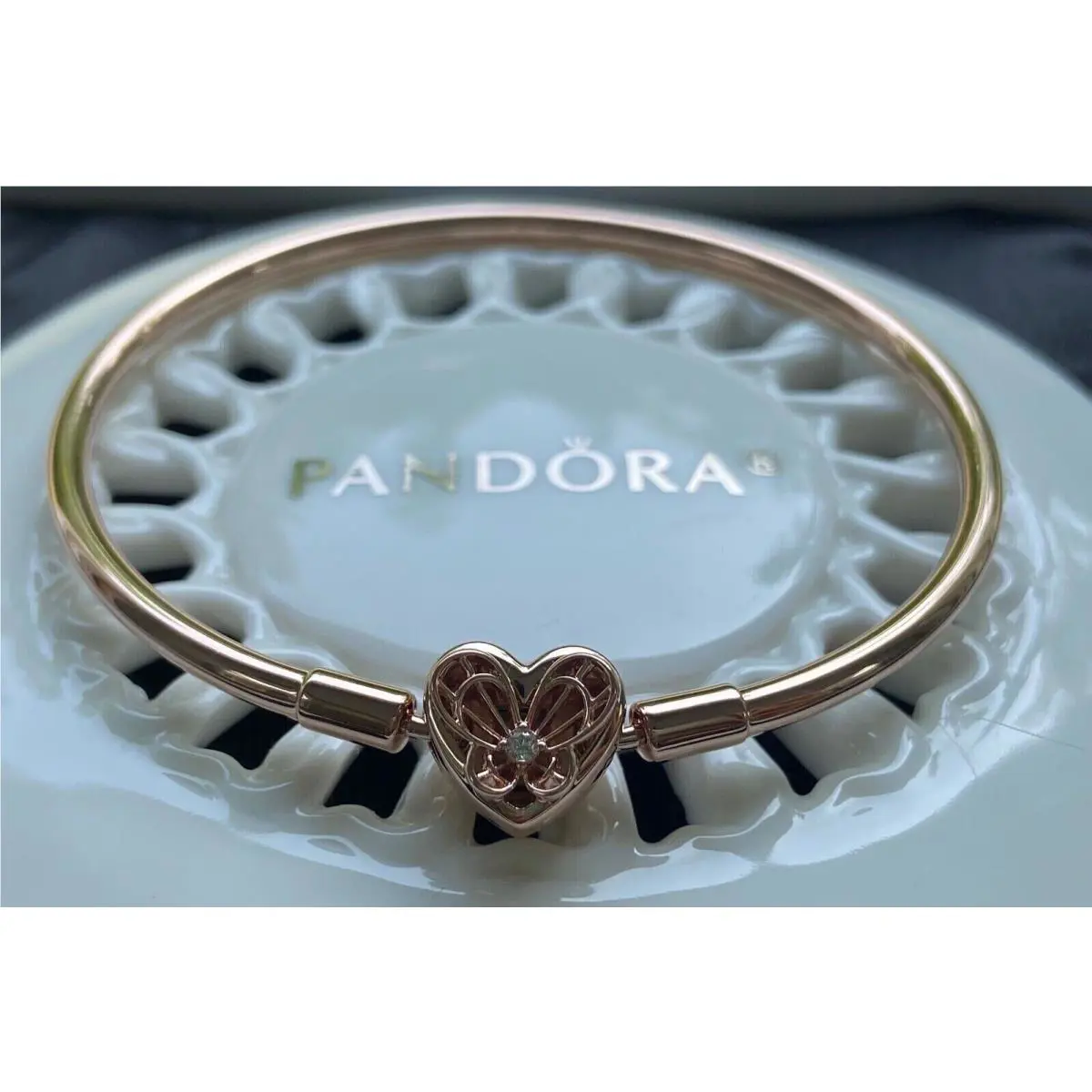Pandora Moments Heart Butterfly Bangle 582594C01