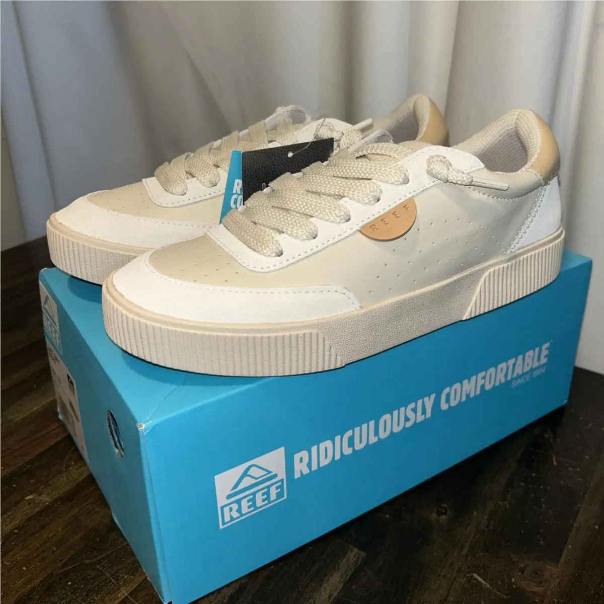 Reef Lay Day Seas Sand Multi CJ6742 Women`s Size 9.5 Medium