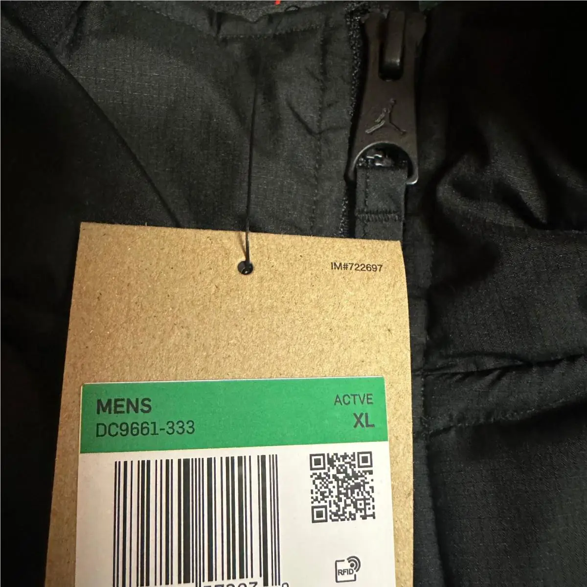 Nike clothing - NIKE JORDAN JUMPMAN - JUMPMAN - Black/Green 4