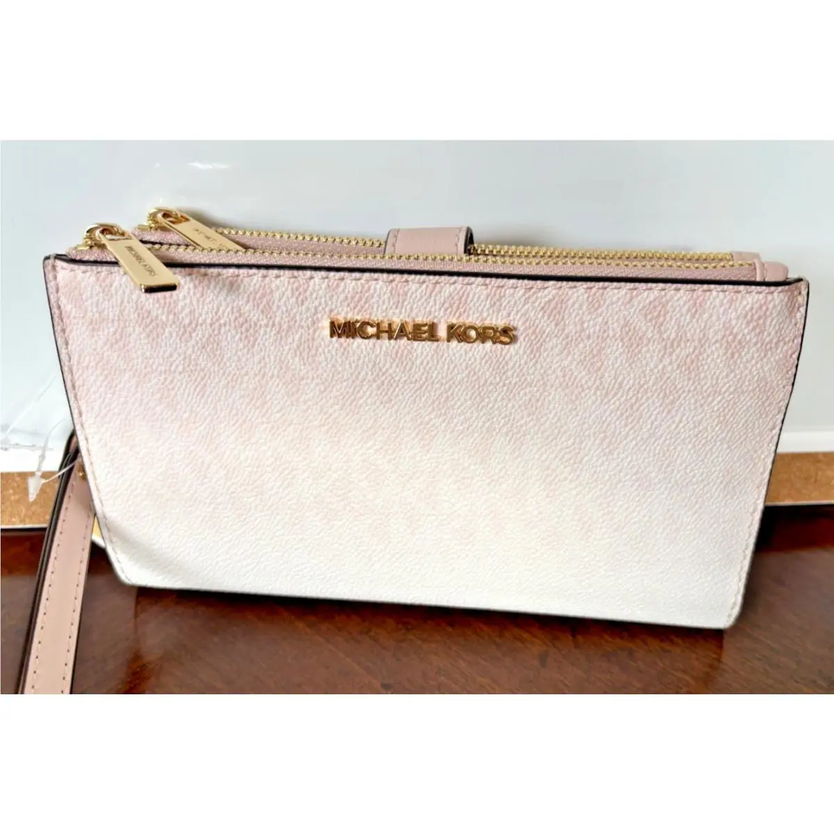 Michael Kors MK Jet Set Travel Double Zip Phone Wristlet Wallet Pink Ombre