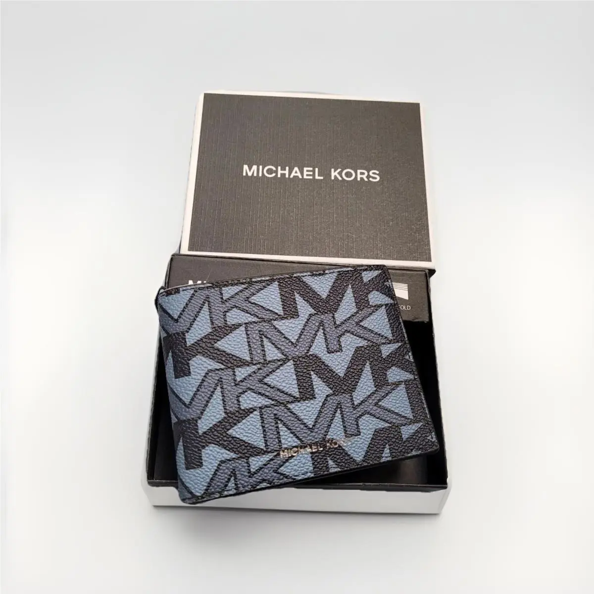 Michael Kors Men`s Slim Billfold Wallet Embossed Logo Denim Multi Father`s Gift