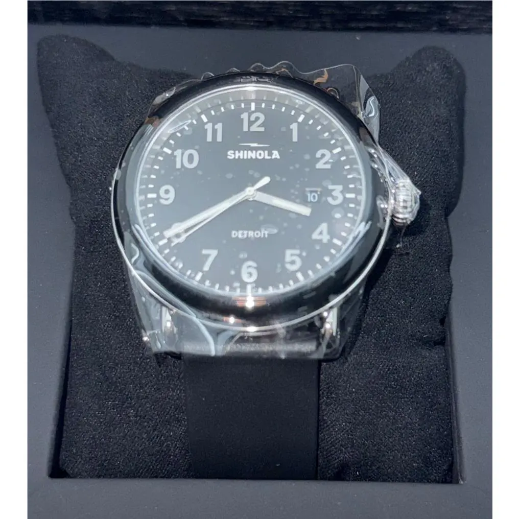 Shinola Detrola 41mm Black Dial Black Rubber Band Watch S0120307640
