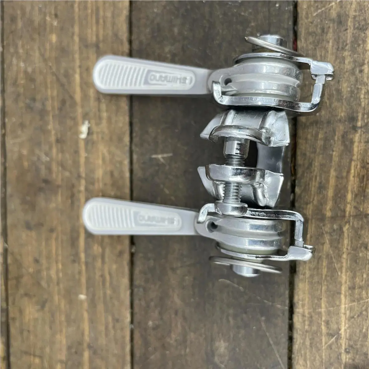 Shimano  - Silver 3