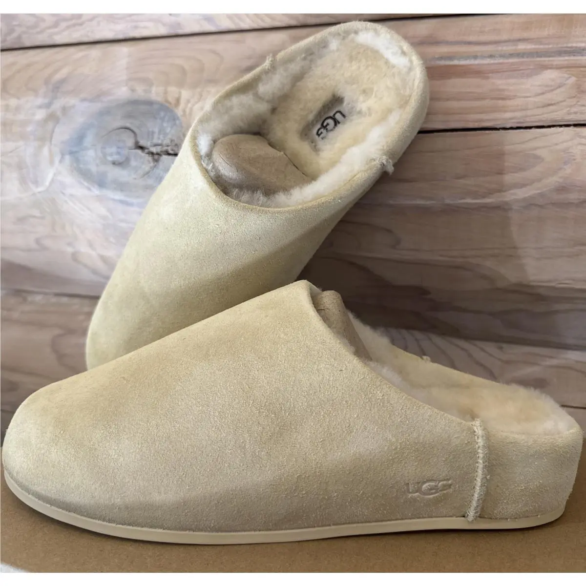 Ugg Elea Slip-on Slippers Womens Size 8 Shearling Fur Lined Shoes