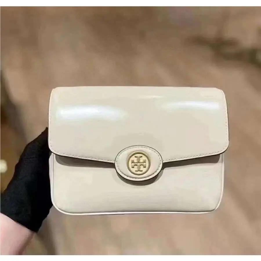 Tory Burch Robinson Spazzolato Convertible Shoulder Bag Shea Butter 6x8”