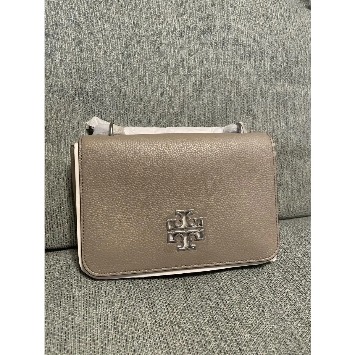 Tory Burch TB Britten Adjustable Shoulder Bag In French Gray 67292