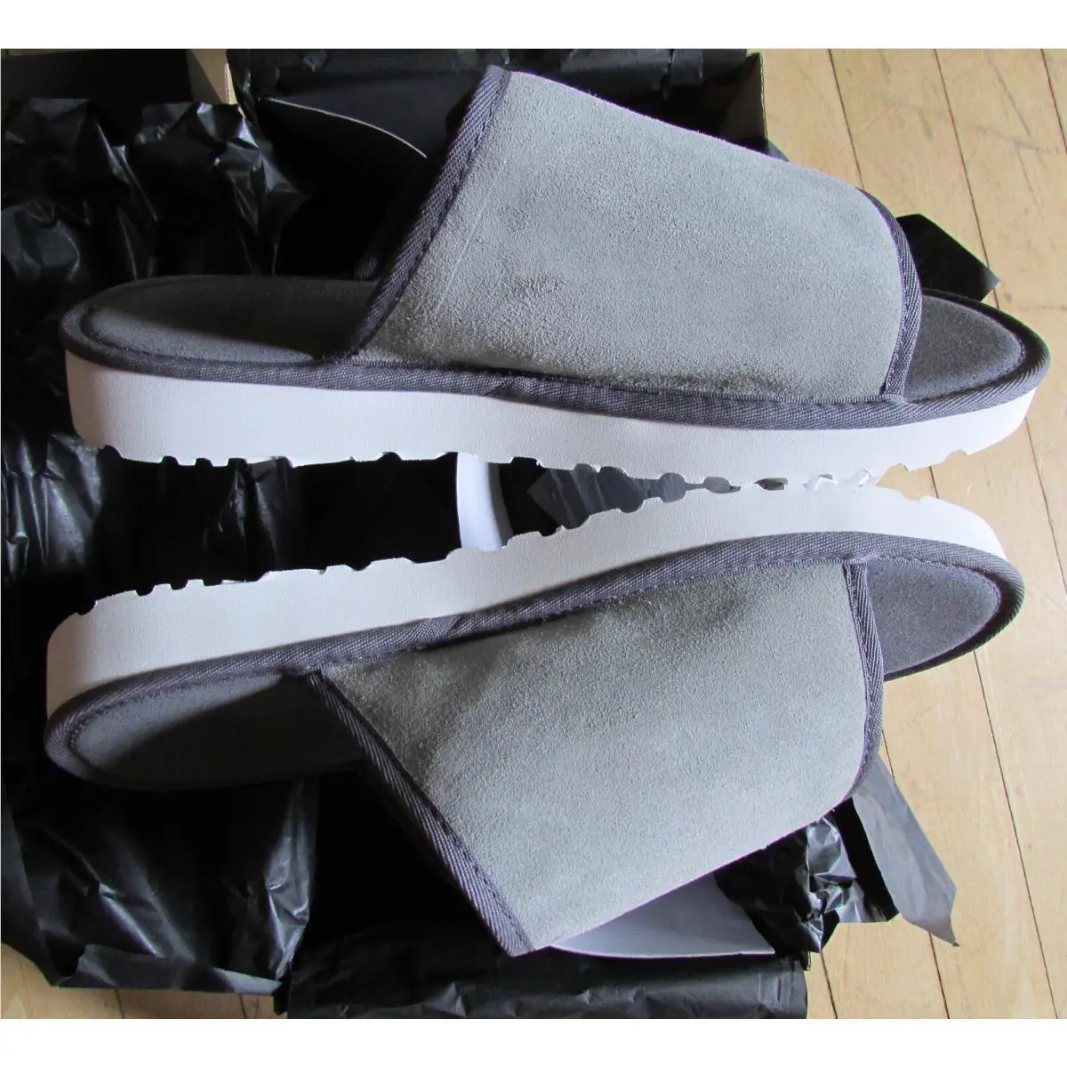 UGG shoes - UGG Dune Slide - Dune Slide - 1099752M - Gray (UPC: 192410136636) 4