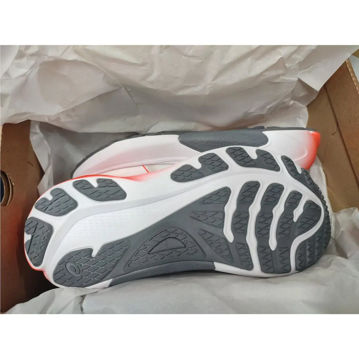 Asics shoes Gel Kayano - White 3