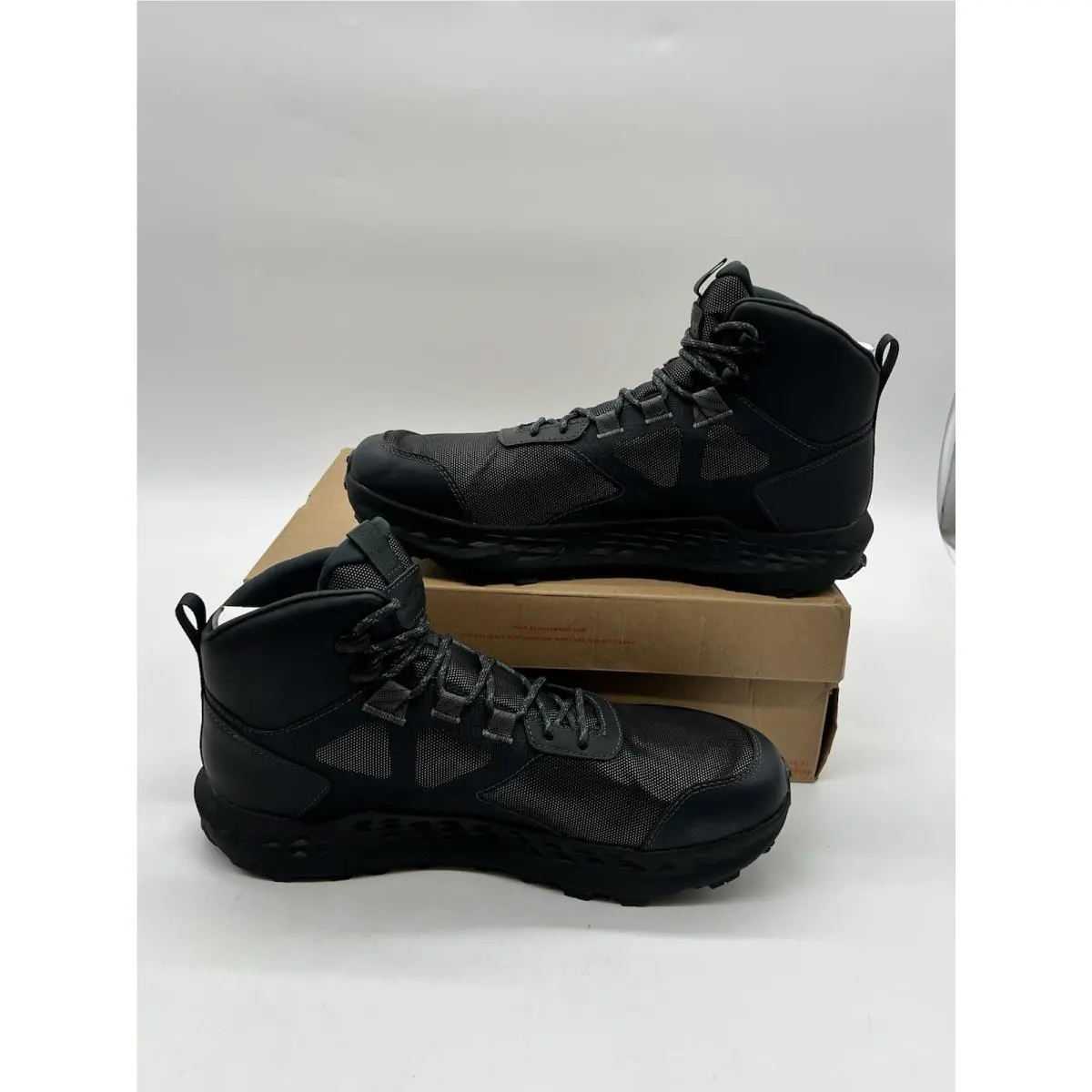 Altra shoes - Altra Timp 5 Hiker Gore Tex - AL0A85QB315 - Black 1