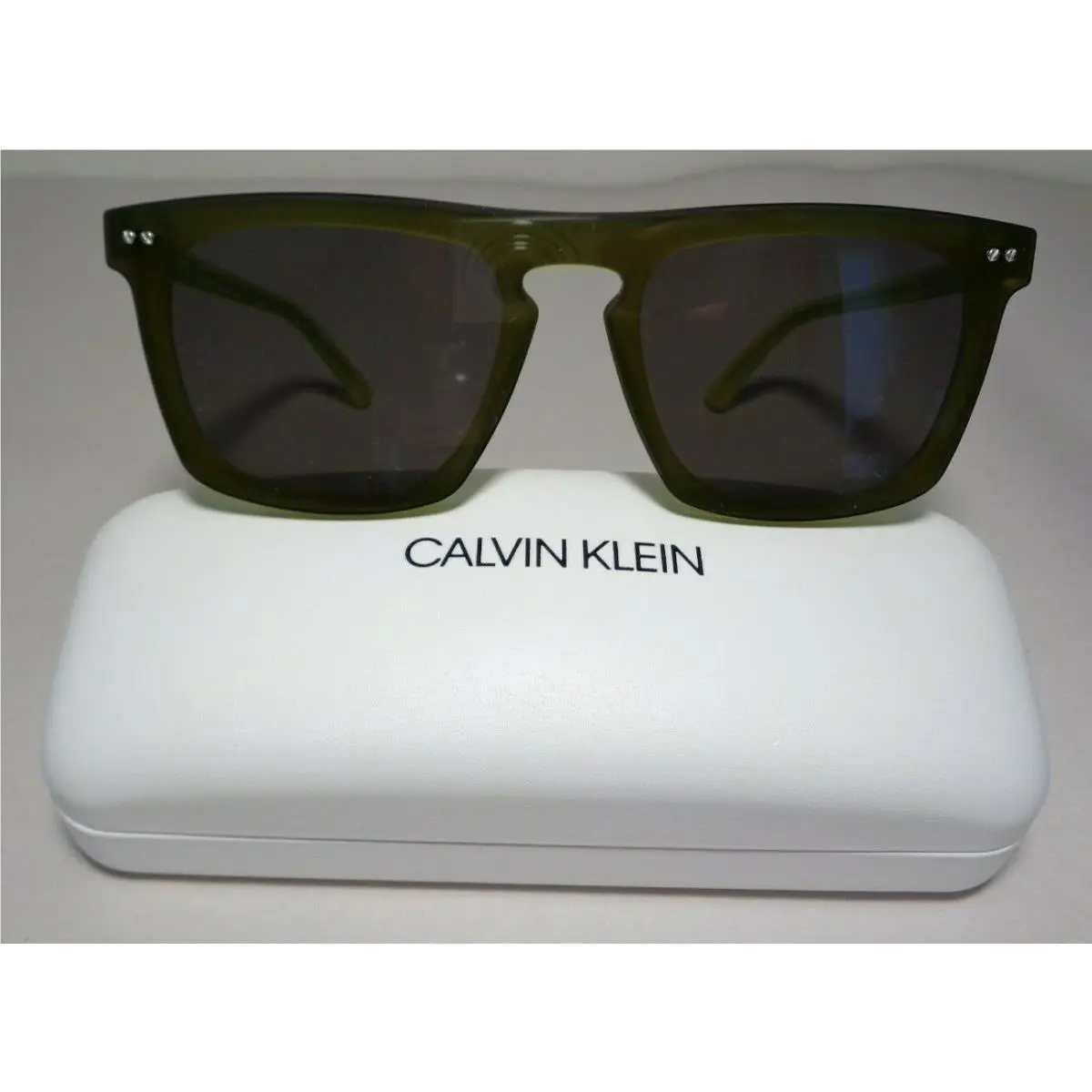 Calvin Klein CK19501S Grey Green Men`s Sunglasses