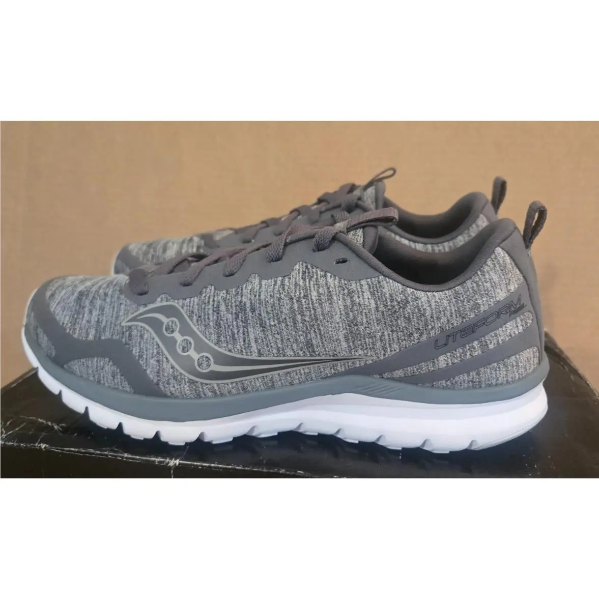 Saucony shoes - Saucony Liteform Feel - Liteform Feel - S400086 - Grey Heather (UPC: 884401812321) 3