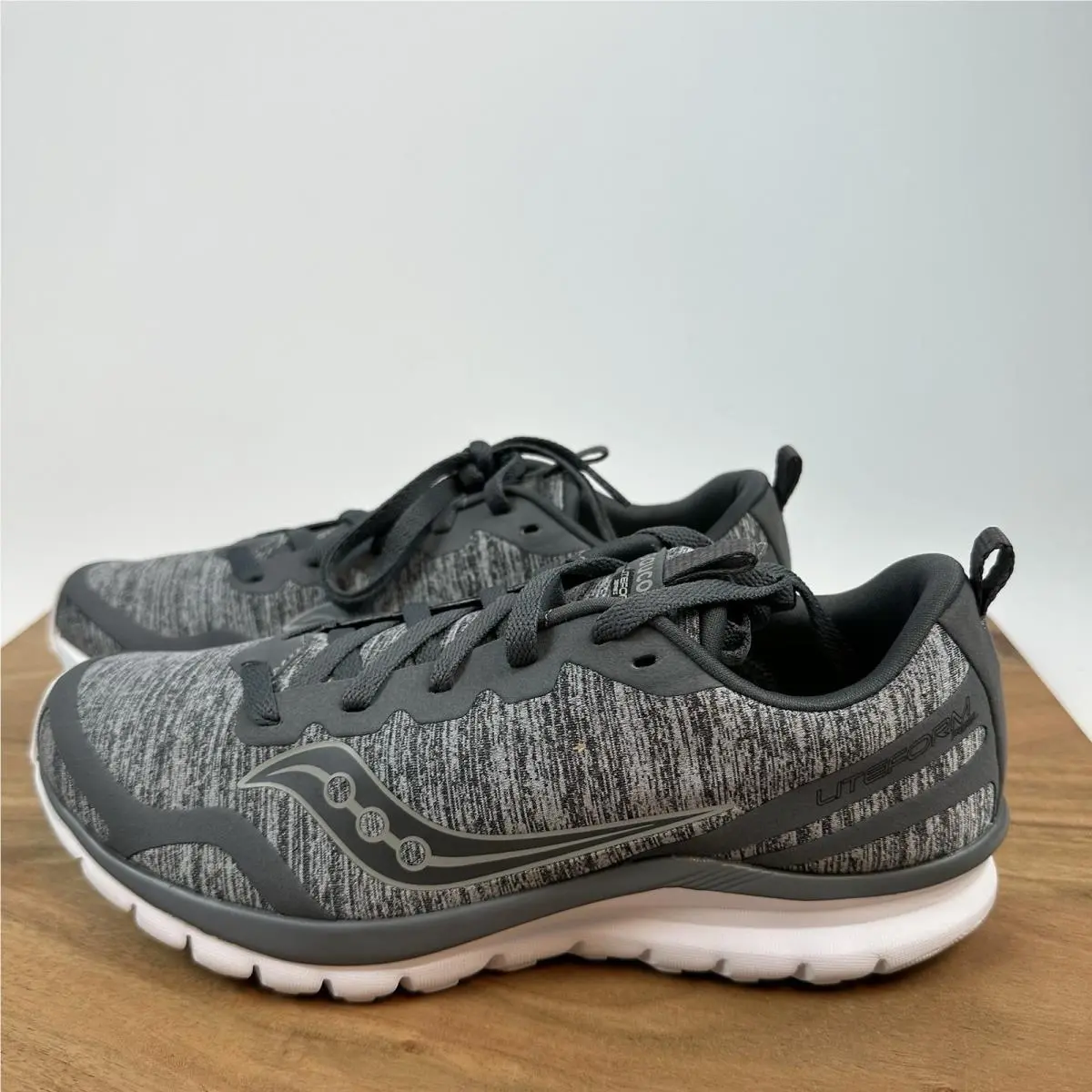 Saucony shoes - Saucony Liteform Feel - Liteform Feel - S40008-6 - Gray 0