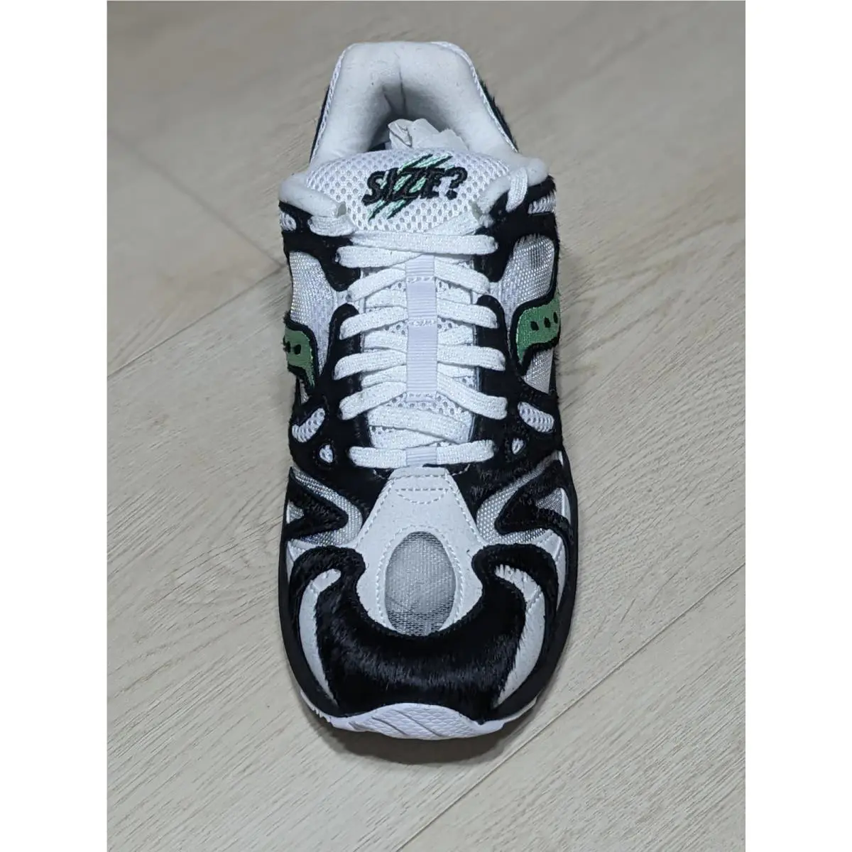 Saucony shoes - Saucony size x Grid Azura 2000 - S70526-1 - White (UPC: 194713790034) 4