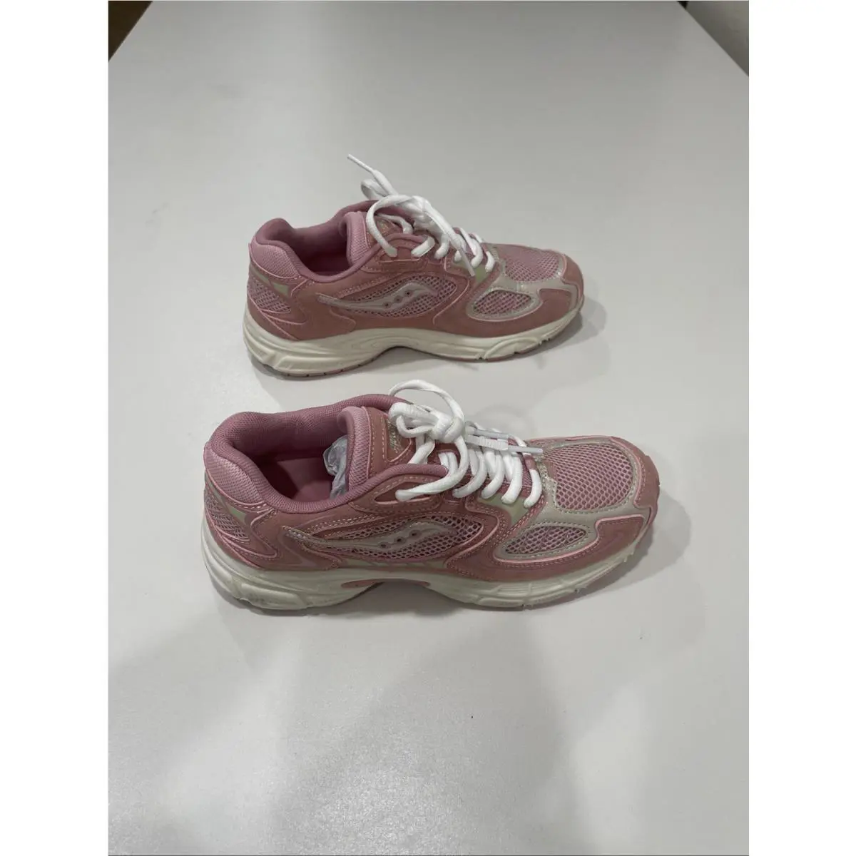 Saucony shoes - Pink 2