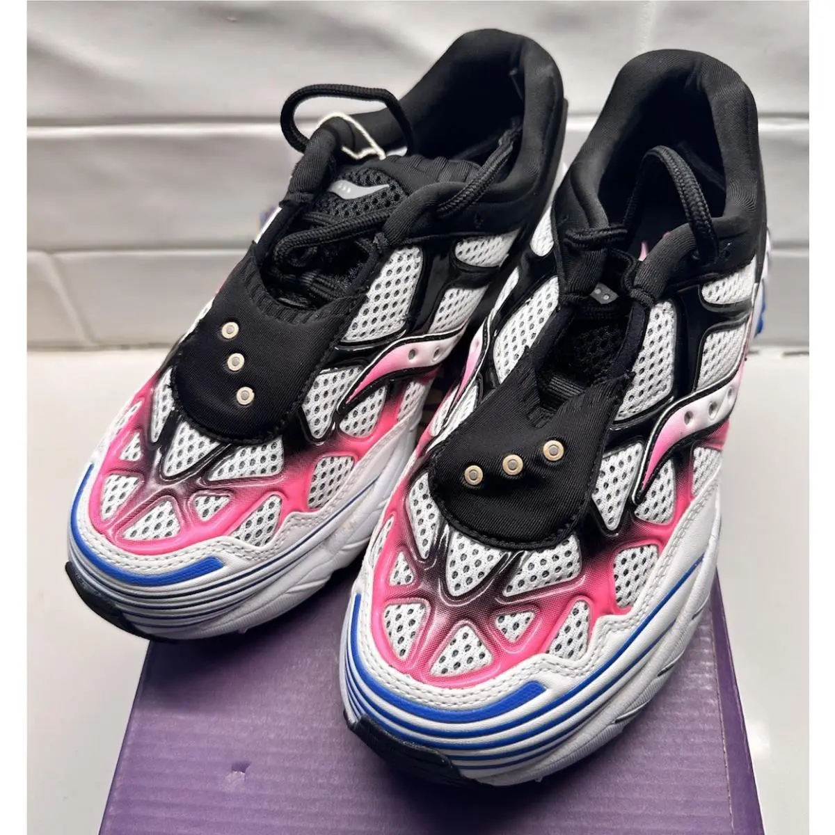 Saucony Grid Web Retro Shoes White/pink/blue Mens Size 5 Womens 6.5