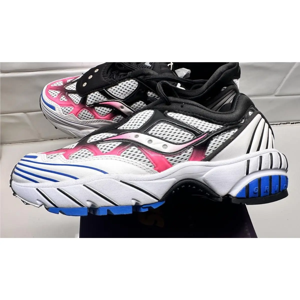 Saucony shoes - Saucony Grid Web - Grid Web - S70466-4 - Multicolor 2