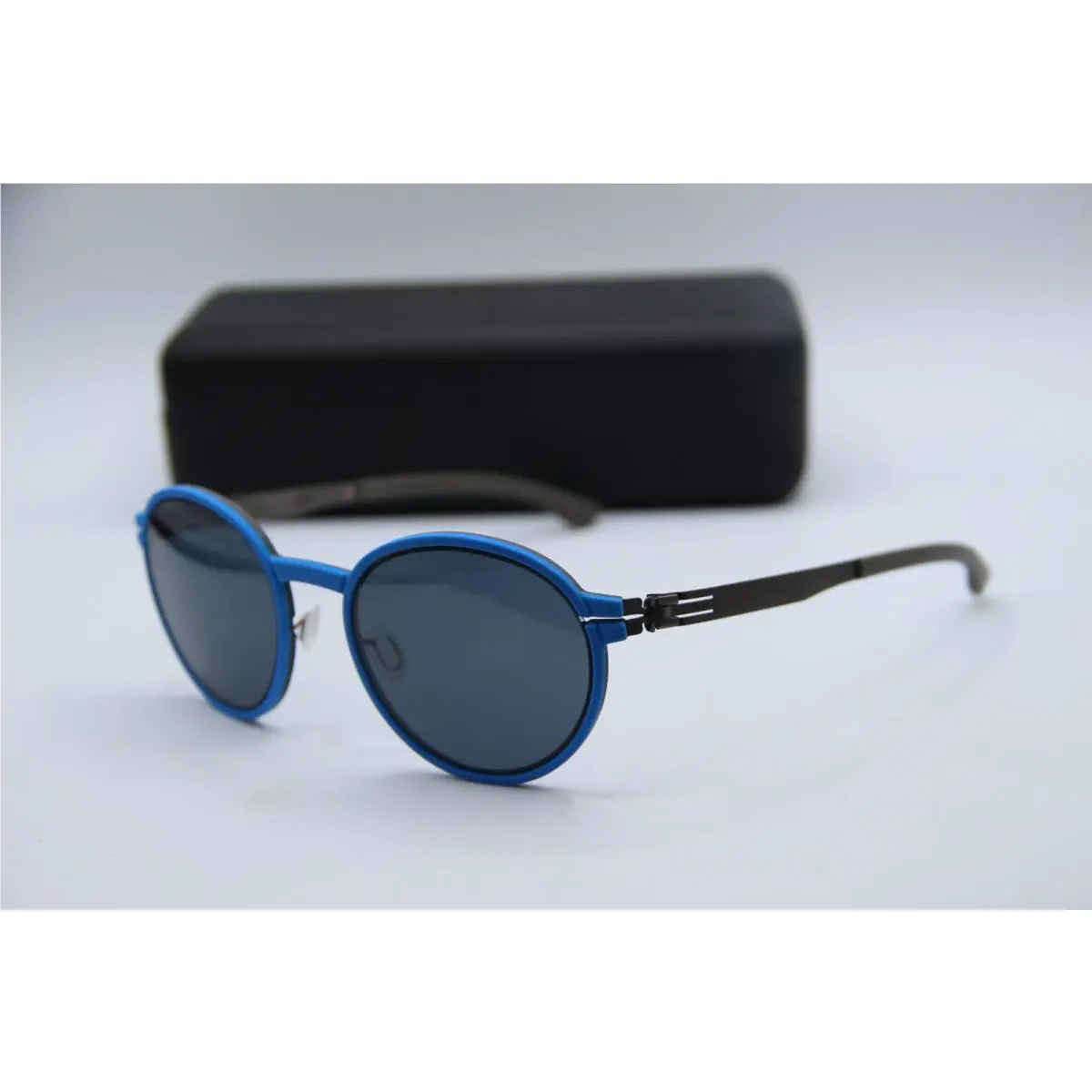 IC Berlin Skyway Pool Midnight/blue Sunglasses W/case 50-22