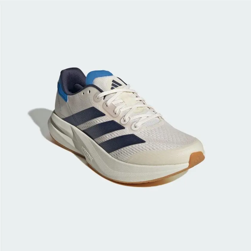 Adidas shoes - Cloud White / Core Black / Halo Silver 22