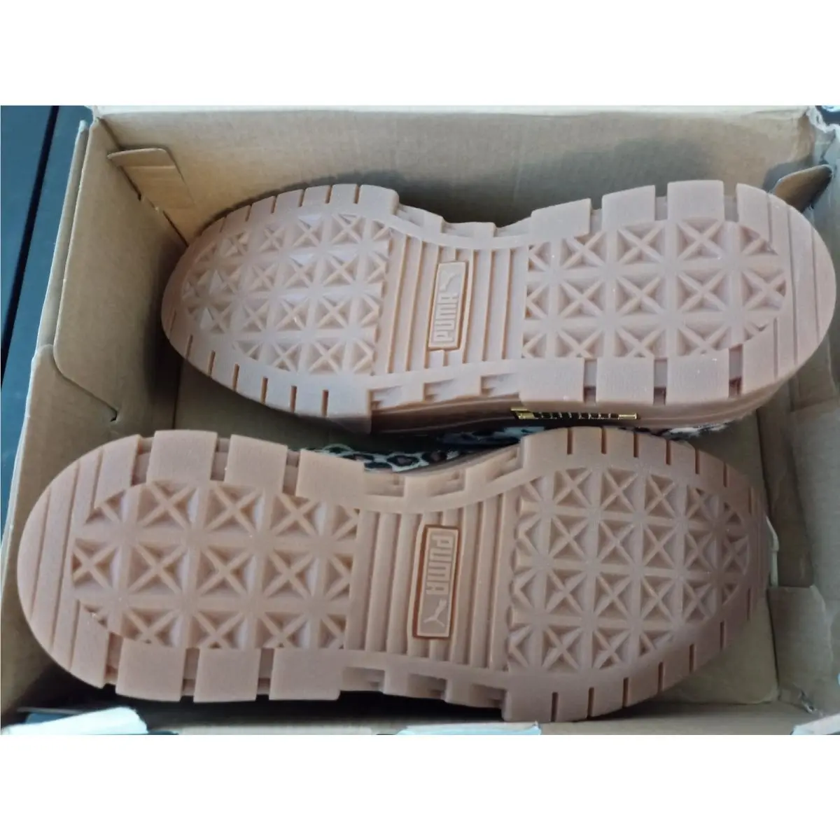 Puma shoes - SE - 382910 01 - Gold (UPC: 195099046425) 1