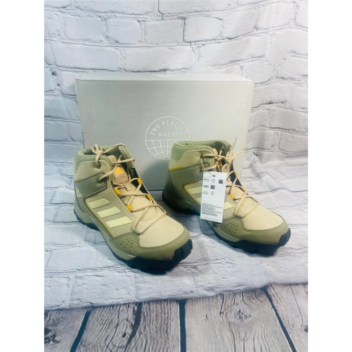 Adidas shoes - Green 1