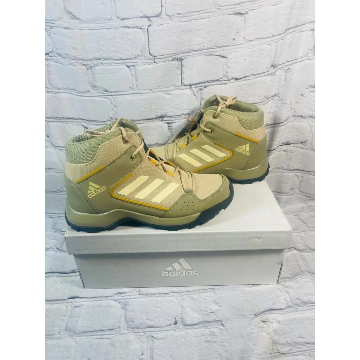 Adidas shoes - Green 2
