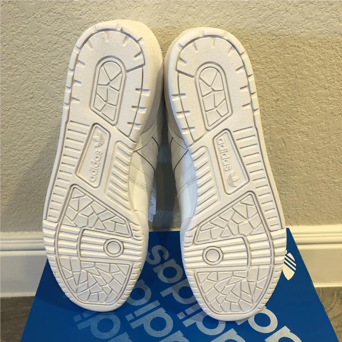 Adidas shoes - adidas Rivalry - Rivalry - Cloud White / Cloud White / Cloud White 5