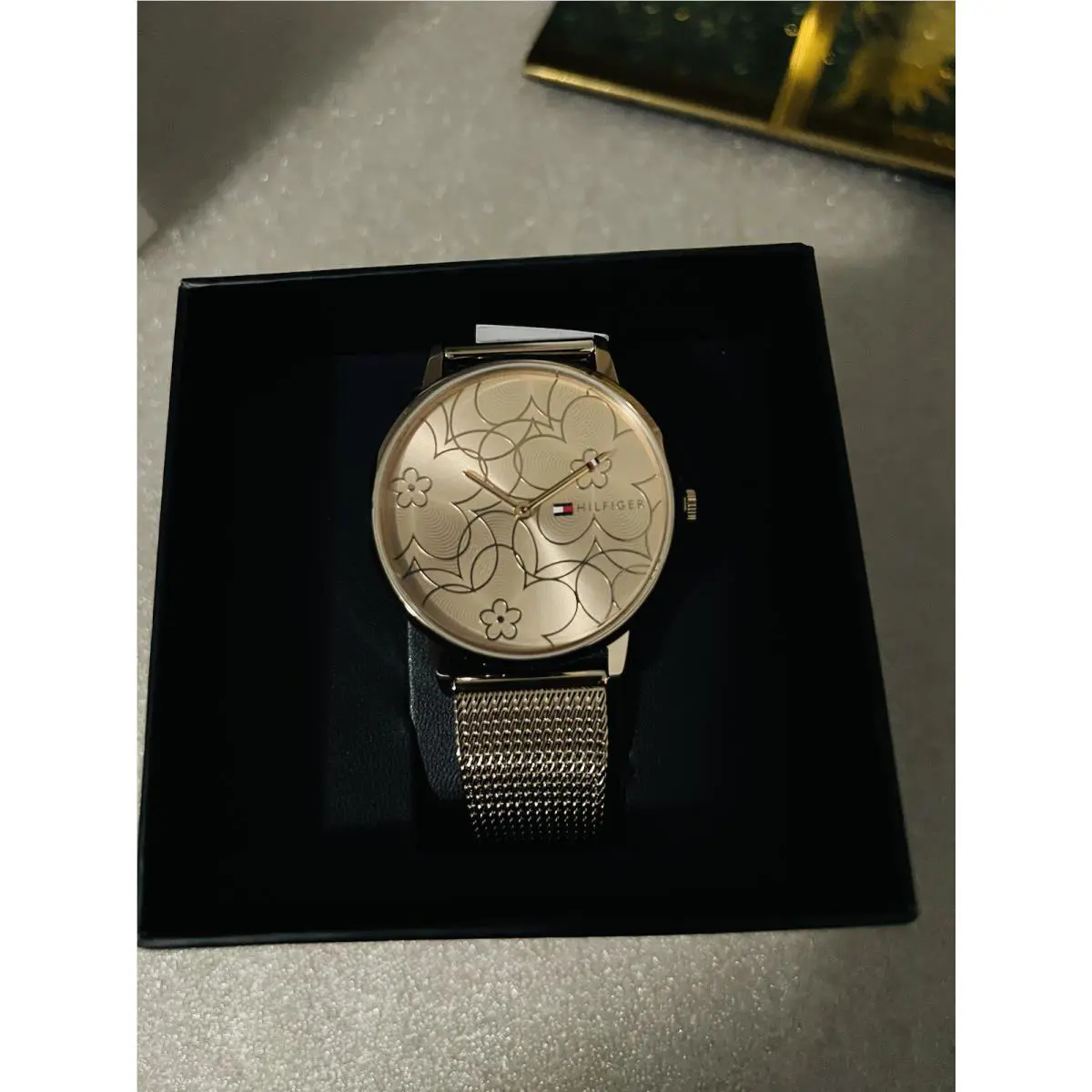 Tommy Hilfiger Women’s Watch Alex 1782369 Mesh Band Rosegold Floral Dial